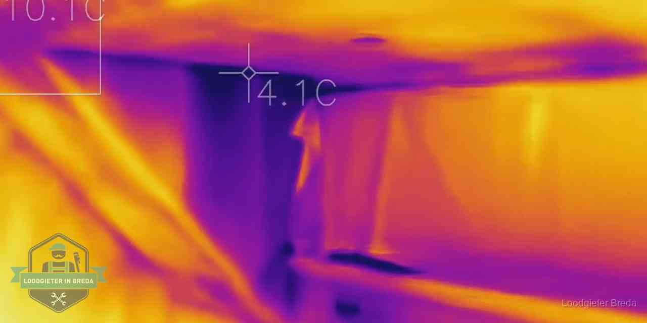 Thermografie bij lekdetectie in Breda Warmtebeeldopname van een vloerconstructie tijdens lekdetectie in Breda